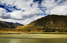 Ngor Monastery Trek